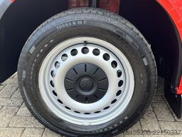 VW Transporter Kombi 2.0 TDI L1H1 Euro 6 Airco Cru...