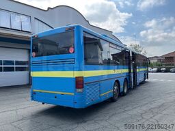 Setra S319
