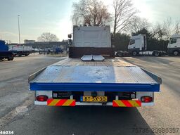 Renault MIDLUM 240-12 Autotransporter met oprijrampen