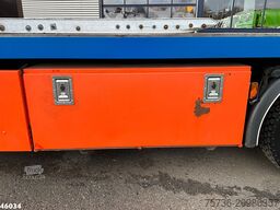 Renault MIDLUM 240-12 Autotransporter met oprijrampen