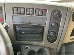 Renault MIDLUM 240-12 Autotransporter met oprijrampen