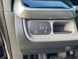 VOLKSWAGEN z KW Fahrwerk LM Felgen KLIMA PDC ACC DAB