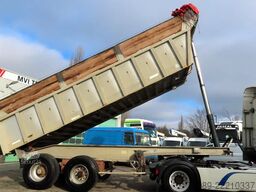 Benalu Good dumper trailer.  spring  suspension