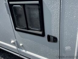 KNAUS Sky Wave 700 MEG 4,4t, 160PS, 5-Sitze + Hundebox