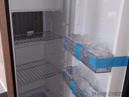 WEINSBERG CaraHome 650 MEG, Isofix, Care-Drive, Arktis uvm