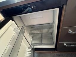 WEINSBERG CaraSuite 550 MG 165PS Auto, AHK,  nur 5,99 mtr