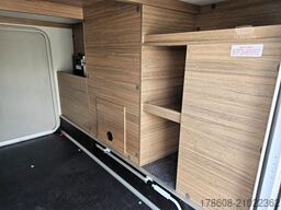 KNAUS Van TI 640 MEG Vansation, L-Sitzgruppe, F-Träger