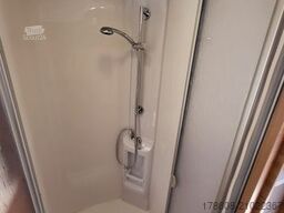 WEINSBERG CaraCore 700 MEG, 180PS, Auto, Solar, Alarm TV