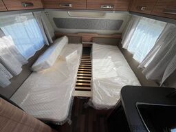 WEINSBERG CaraOne 480 EU Glattblech, FBH, 17