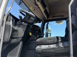 Mercedes-Benz Actros 2651 6x4 Baustoffwagen