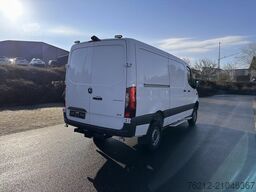 MERCEDES-BENZ Sprinter 319 CDI Kasten+4x4+AHK 3,0t+Kamrea+