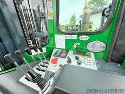 Combilift C4000 / GAS / 9300MM / FREE-LIFT / CABIN