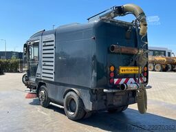 Ravo Ravo 560 sweeper 3th brush / vacuumtruck (BZ-VJ...