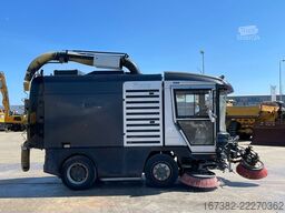 Ravo Ravo 560 sweeper 3th brush / vacuumtruck (BZ-VJ...