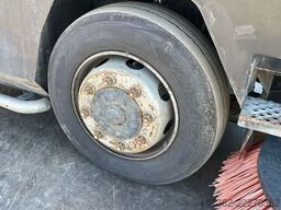 Ravo Ravo 560 sweeper 3th brush / vacuumtruck (BZ-VJ...