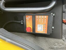 DAF LF 180 FA / 391 dkm / Global Recovery Oprijwage...