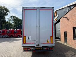 Knapen Trailers 96m3 Liftas Cargo Floor 10MM 2 year old! Afstan...