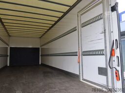 DAF LF 230 FA Bak+ Dhollandia klep 1500 KG 6 cilind...