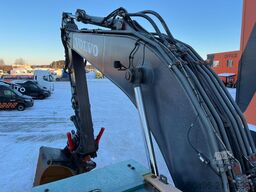 Volvo EC 220 DL ORIGINAL HOURS ! / ROTOTILT / CENTRAL...