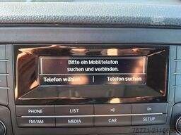 VOLKSWAGEN Crafter 35 TDI Mittellang Klima PDC AHK