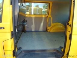 VOLKSWAGEN T5 TRANSPORTER 2.0 TDI 3Sitzer -2x Schiebetür-