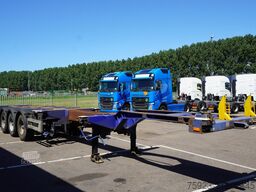 Pacton Extendable container transport trailer