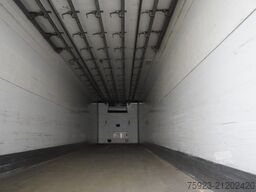 Van Eck Refrigerated trailer with meat hanging system