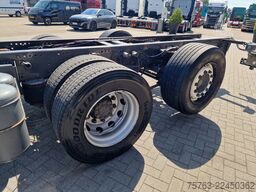 DAF XF 530 6X2 - steel / air - steering axle - WB 4...