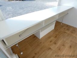 HOFMANN Verkaufsanhänger VH13251 möbliert Aero Bug/Heck