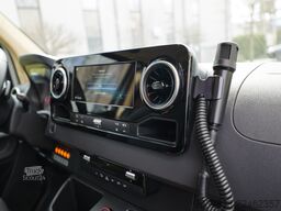 Mercedes-Benz Sprinter 519