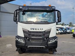 Iveco-Magirus X-Way AD300X46Z 6x4 X-Way AD300X46Z 6x4, Retarder, Navi, Mulde ca. 11m³