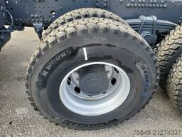 Iveco-Magirus X-Way AD300X46Z 6x4 X-Way AD300X46Z 6x4, Retarder, Navi, Mulde ca. 11m³
