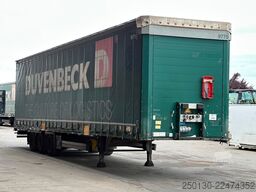 SCHMITZ CARGOBULL SCB*S3T MegaTrailer Curtainsider Edscha