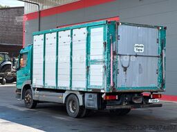 MERCEDES-BENZ Atego 823 4x2 1.Stock Viehwagen