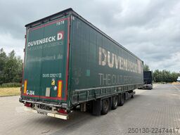 SCHMITZ CARGOBULL SCB*S3T MegaTrailer Curtainsider Edscha