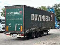 SCHMITZ CARGOBULL SCB*S3T MegaTrailer Curtainsider Edscha