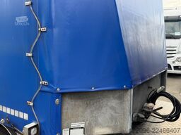 IVECO 40c17 + Veldhuizen P33-2 Minisattel, Stapler