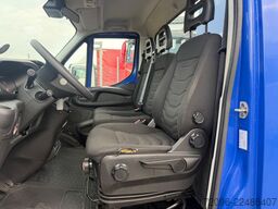IVECO 40c17 + Veldhuizen P33-2 Minisattel, Stapler