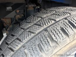 IVECO 40c17 + Veldhuizen P33-2 Minisattel, Stapler