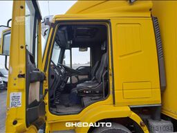 IVECO iveco 120E24N115 FURGONE CHIUSO CON SPONDA MONTACARICHI