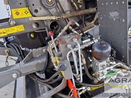 Claas VARIANT 385 RC PRO