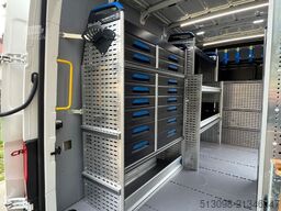 VOLKSWAGEN CRAFTER REGALS. STANDHZG. ZUSATZHEIZUNG NAVI PDC