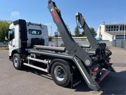 VOLVO FM430 HIAB Absetzkipper