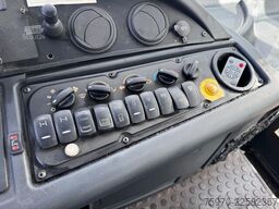 Renault D 320 6x2 HIAB KRAAN + RETARDER 138.000km