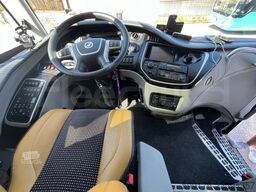 Irizar i8
