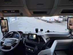 IVECO S-Way AS440S58T/FP Sattelzugmaschine