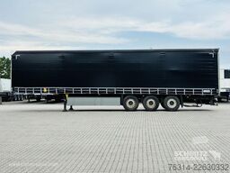 Schmitz Cargobull Curtainsider Standard Getränke
