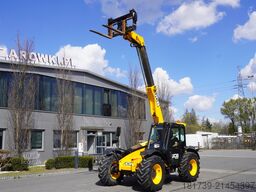 JCB 526-56 AGRI Plus / 5.6 m / joystick