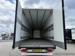 Schmitz Cargobull N/A Carrier Vector 1550 D+E 250H 265B