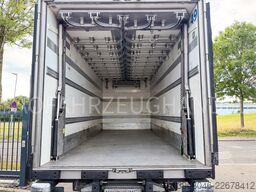 DAF LF 210 Fleischerhacken-Automatik-Carrier